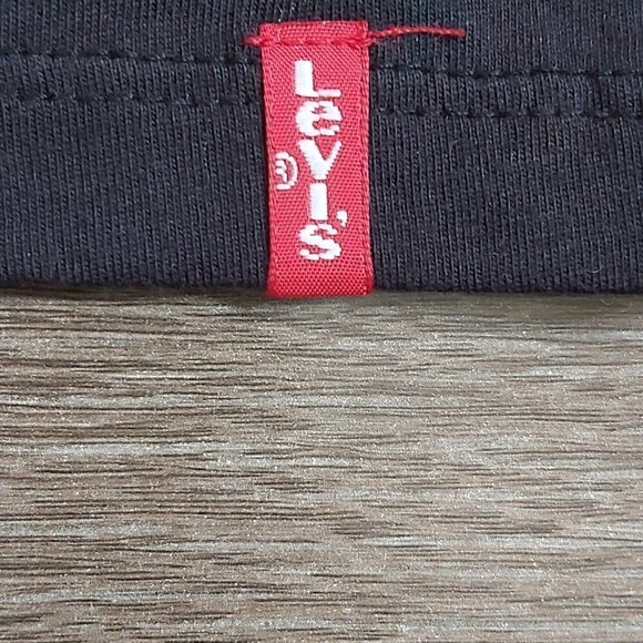 Men's Black Levis San Francisco Cal. Slim XS Short Sleeved Crewneck Shirt - Picture 8 of 8